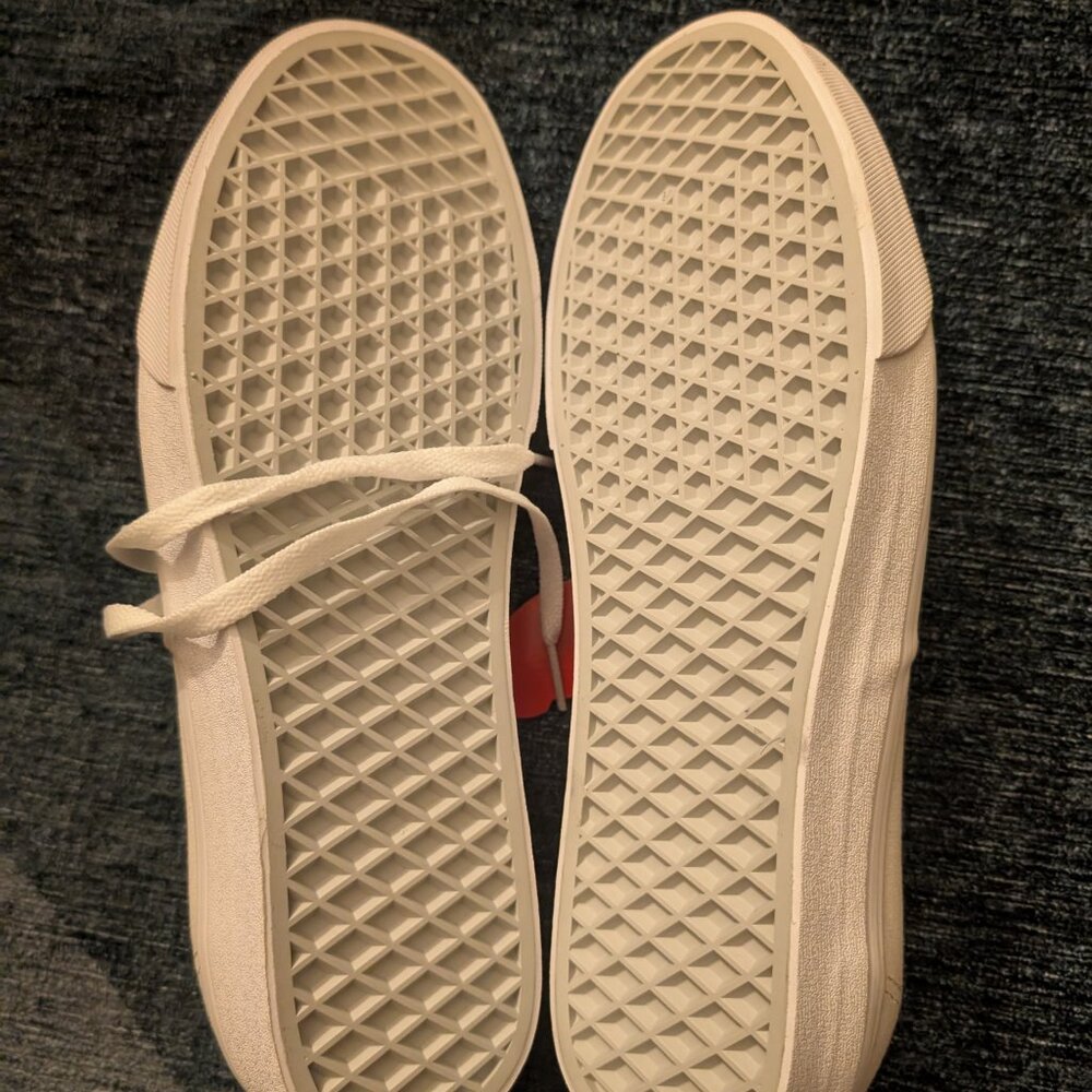 [New] Vans White Sneakers - Men's Size 9.5 - Picture 5 of 5